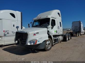  Salvage Freightliner Cascadia 125