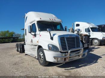  Salvage Freightliner Cascadia 125