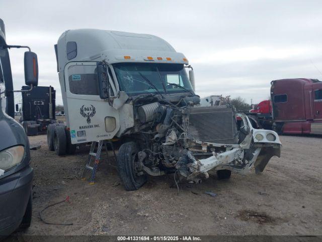  Salvage Freightliner St120