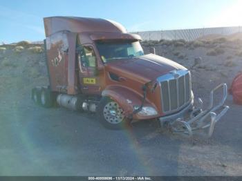  Salvage Peterbilt 579