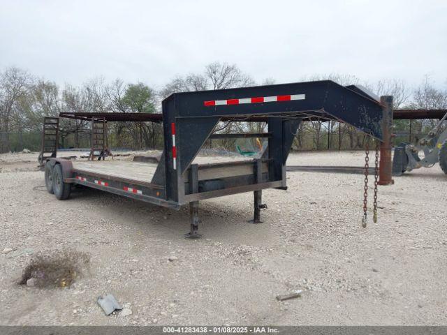  Salvage Diamond Trailers Inc 24  Flatbed