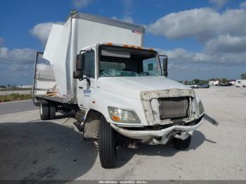  Salvage Hino 258 268