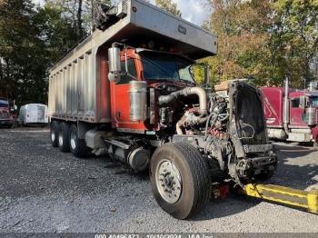  Salvage Peterbilt 389