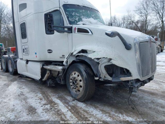  Salvage Kenworth T680