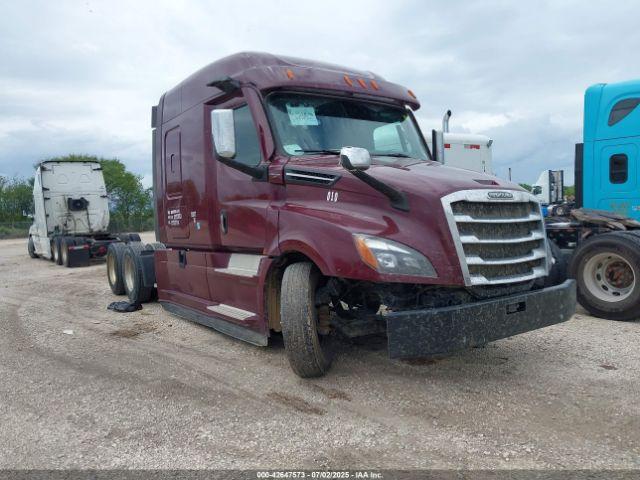  Salvage Freightliner New Cascadia 126
