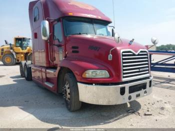  Salvage Mack Pinnacle